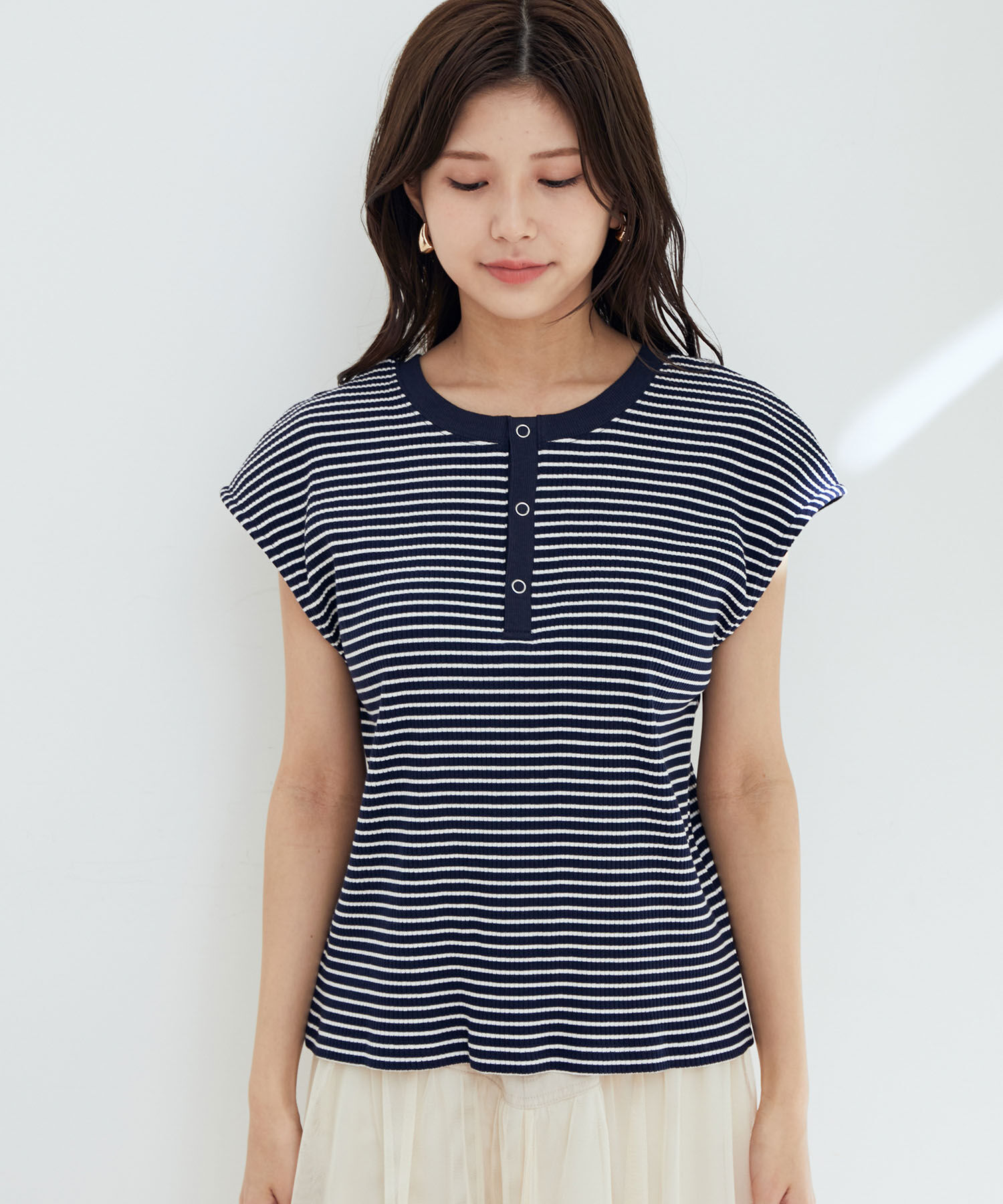 vis-a-vis「【WEB限定】前後２WAYスナップ釦付きフレンチスリーブボーダープルオーバー」|Tシャツ・カットソー|