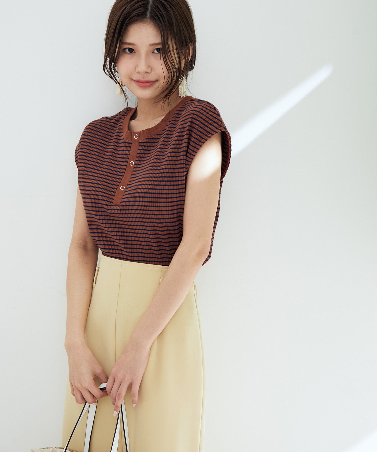 vis-a-vis「【WEB限定】前後２WAYスナップ釦付きフレンチスリーブボーダープルオーバー」|Tシャツ・カットソー|