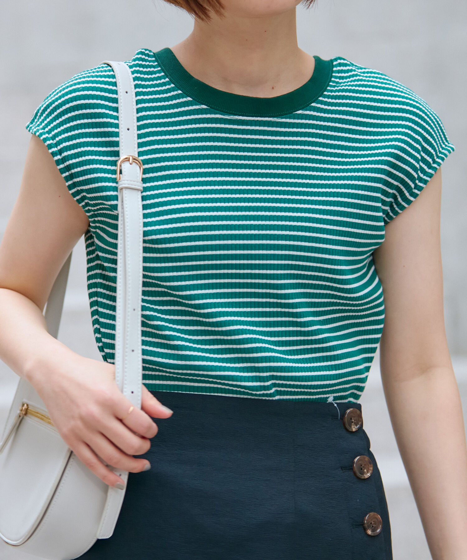 vis-a-vis「【WEB限定】前後２WAYスナップ釦付きフレンチスリーブボーダープルオーバー」|Tシャツ・カットソー|