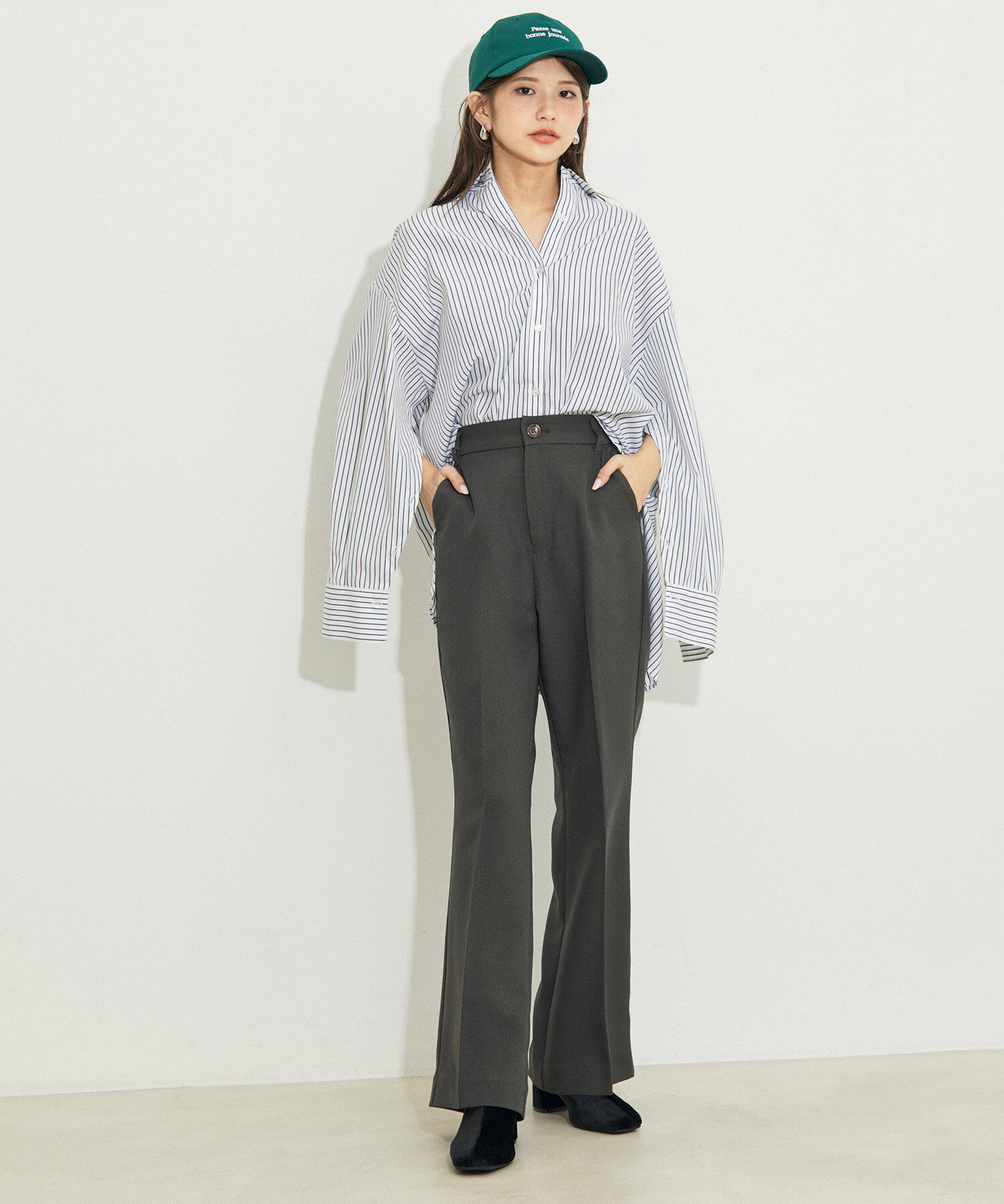 vis-a-vis「【WEB限定】【洗える】フレアパンツ」|スラックス|