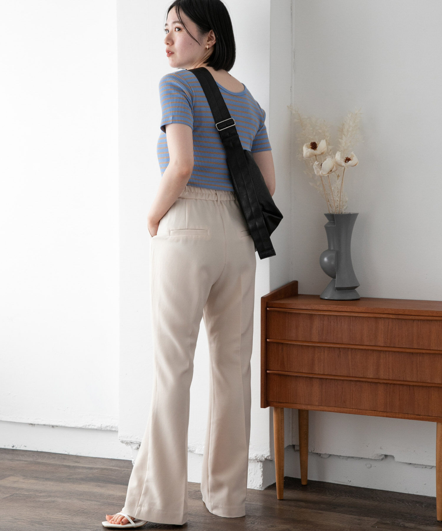 vis-a-vis「【WEB限定】【洗える】フレアパンツ」|スラックス|