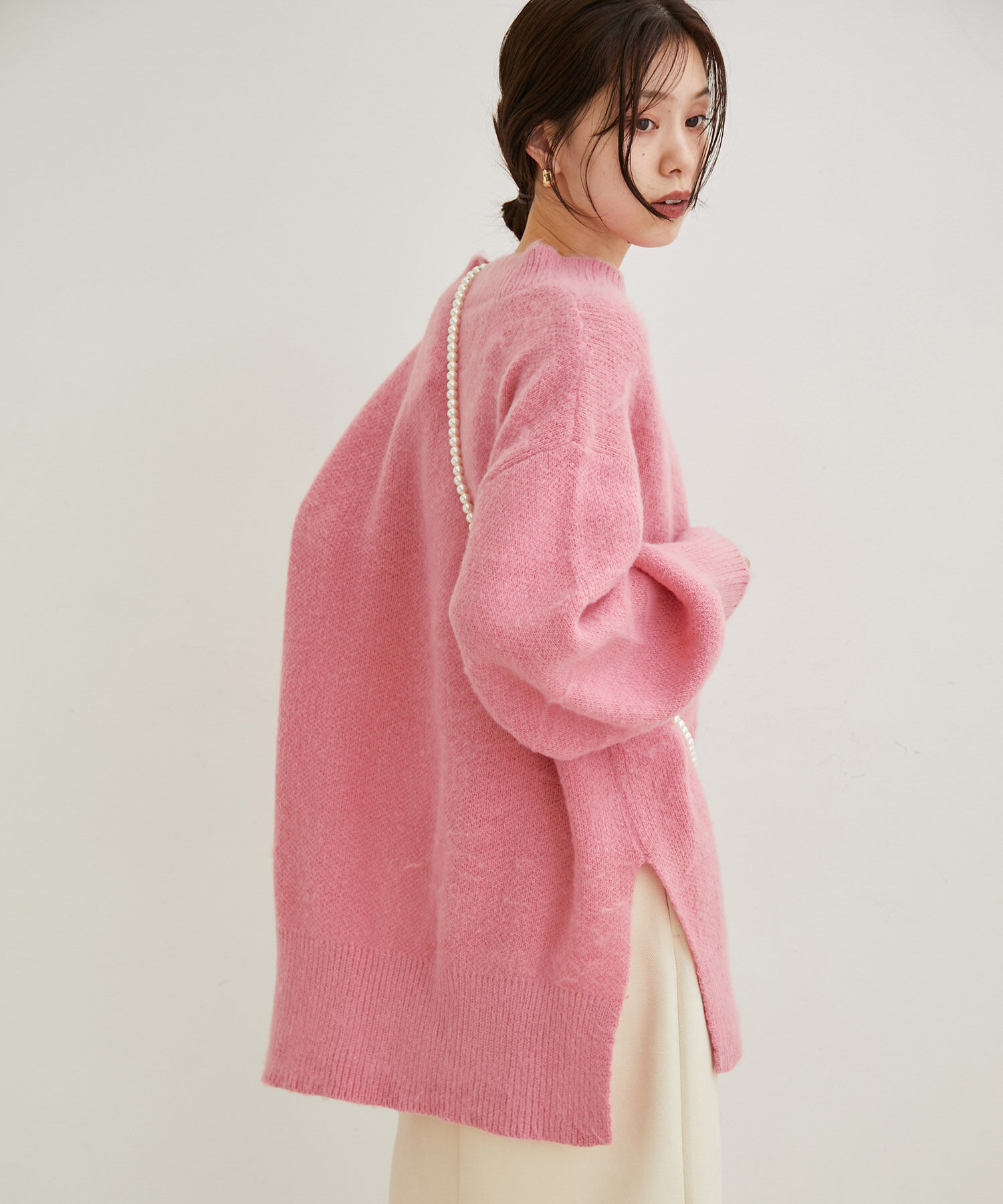 VIS「アート柄＆無地アソートふわふわVネックニット」|ニット・セーター|