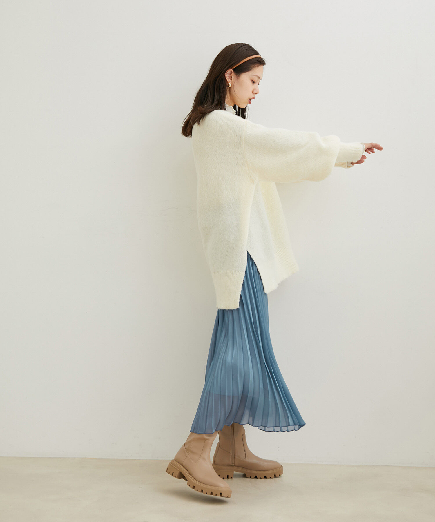 VIS「アート柄＆無地アソートふわふわVネックニット」|ニット・セーター|