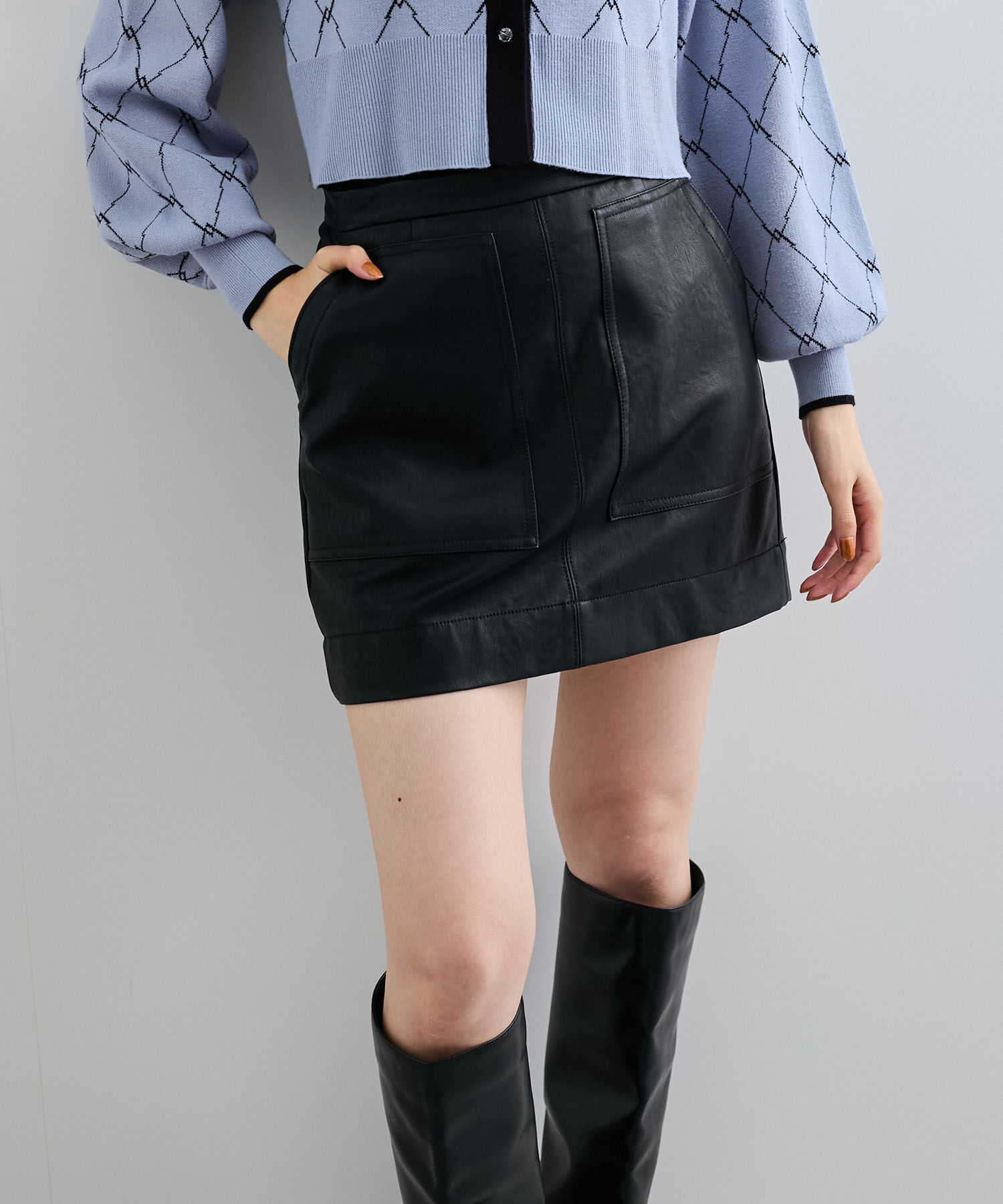 VIS「ヴィンテージライク合皮ミニスカート」|スカート|ブラック(01)