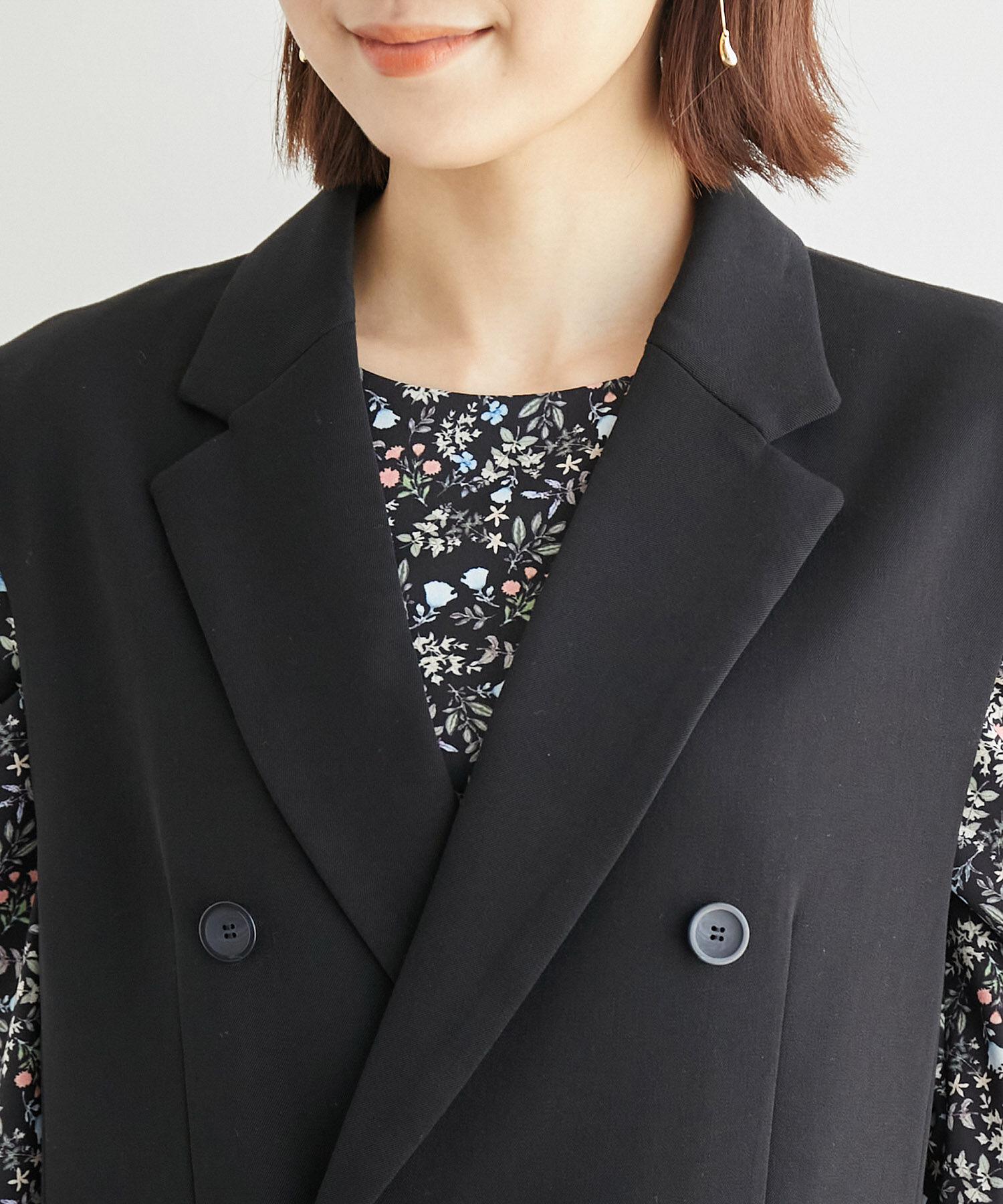 Rope&rsquo;Picnic「【一部店舗限定カラー:ブラック】スリーブレスダブルジャケット　ジレ」|ベスト・ジレ|