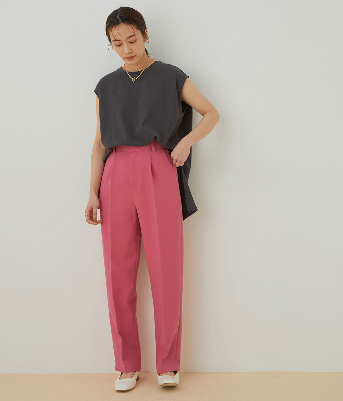 ADAM ET ROPE'「＜洗える＞センタープレスカラーパンツ」|スラックス|