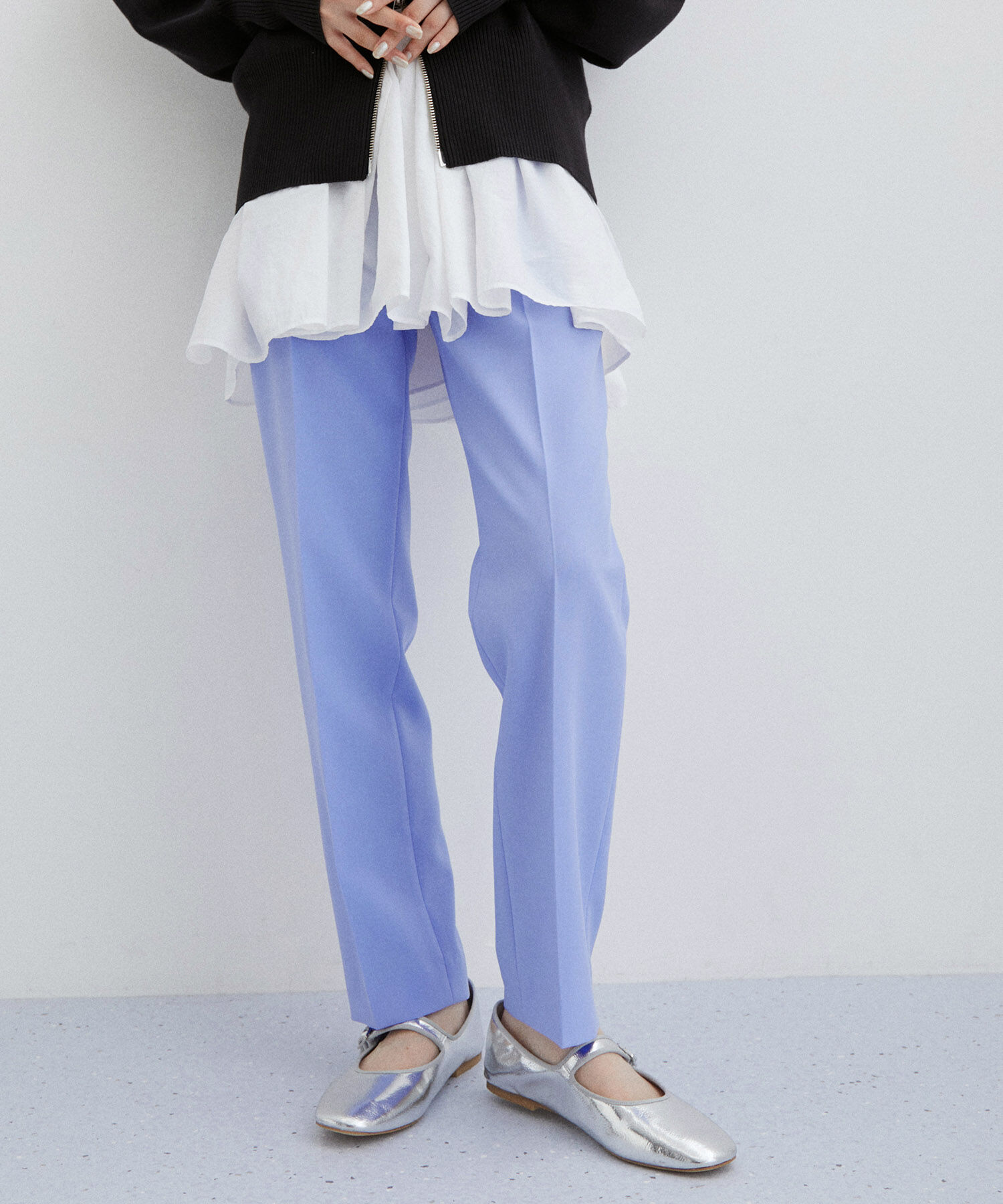 ADAM ET ROPE'「【サステナブル】スリムスラックス」|スラックス|ブルー系(45)