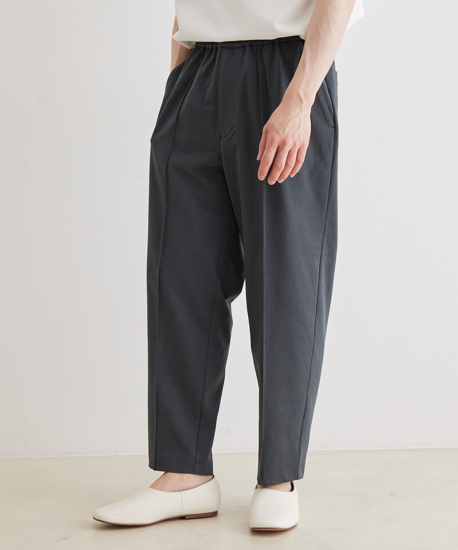 ADAM ET ROPE'「ワイドテーパード ジャージー スラックス / 速乾 / 冷感 / イージーケア / ユニセックス」|スラックス|