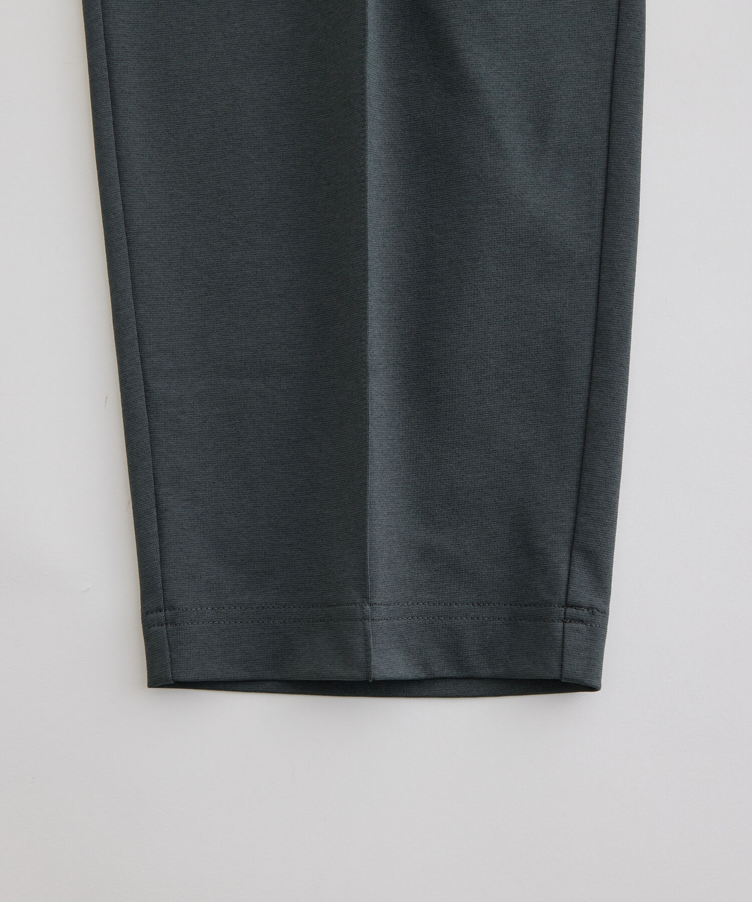 ADAM ET ROPE'「ワイドテーパード ジャージー スラックス / 速乾 / 冷感 / イージーケア / ユニセックス」|スラックス|