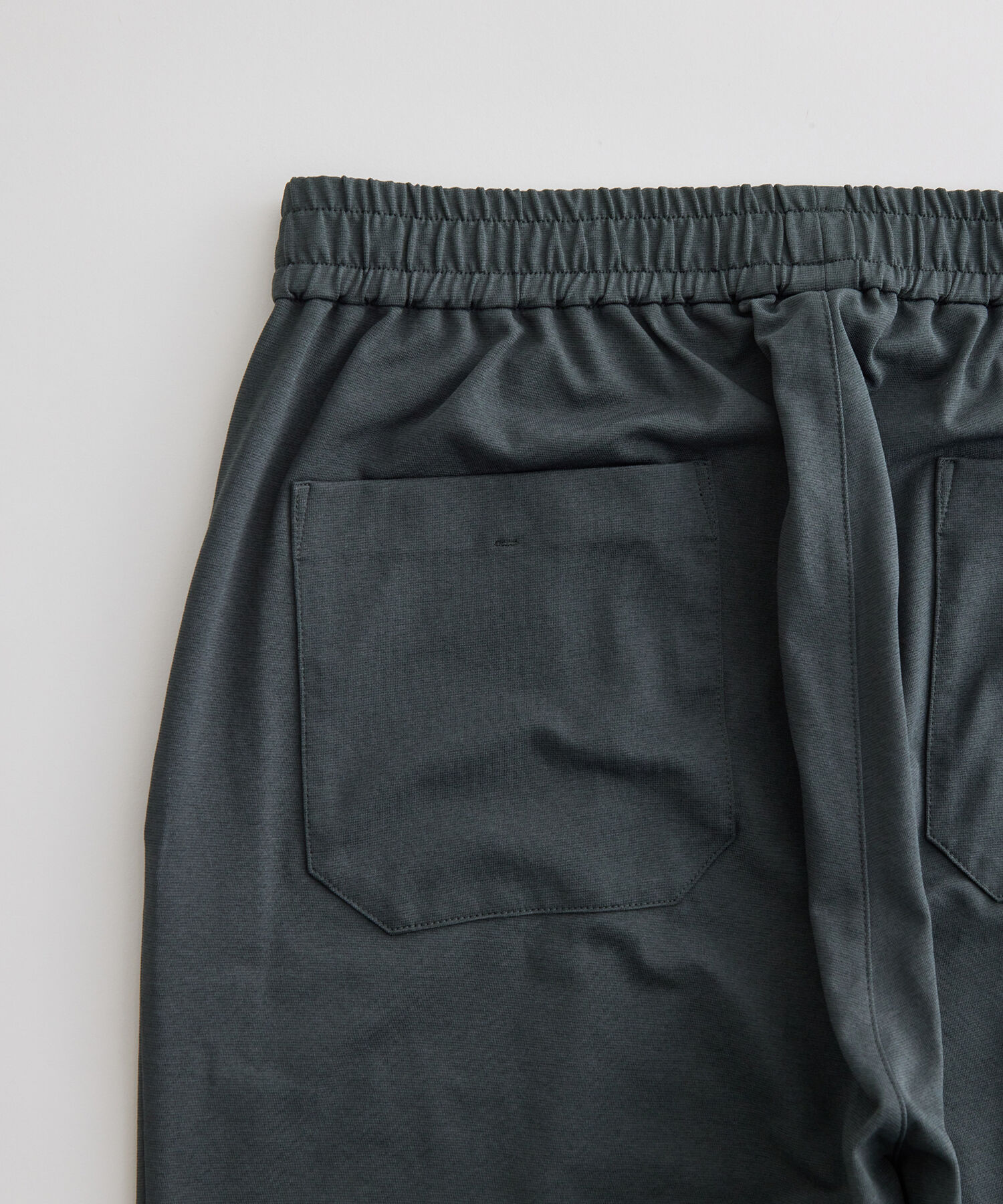 ADAM ET ROPE'「ワイドテーパード ジャージー スラックス / 速乾 / 冷感 / イージーケア / ユニセックス」|スラックス|