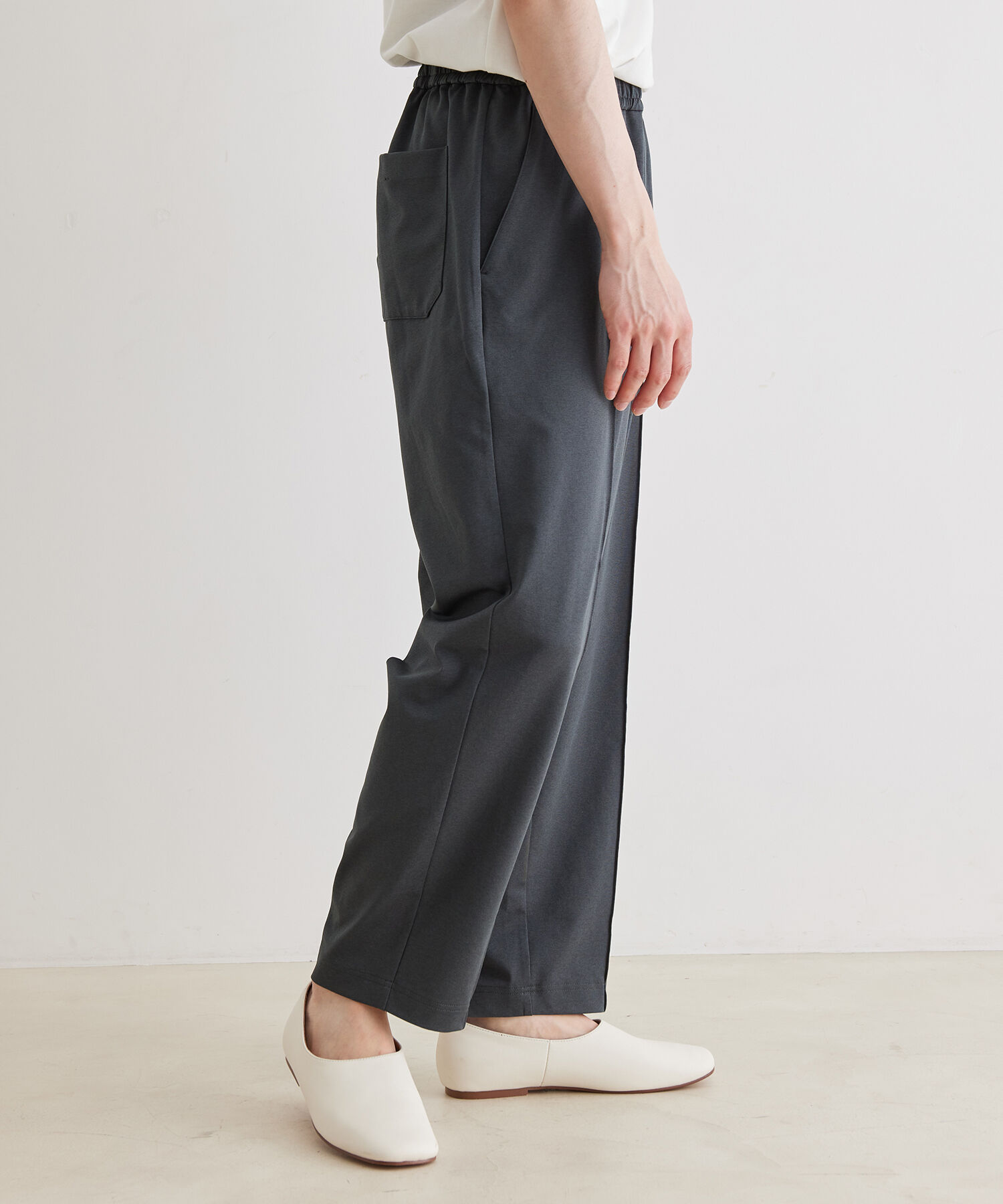 ADAM ET ROPE'「ワイドテーパード ジャージー スラックス / 速乾 / 冷感 / イージーケア / ユニセックス」|スラックス|