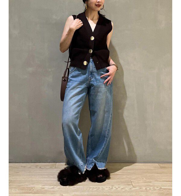 ADAM ET ROPE'「【WEB限定】・【サステナブル】ウェーブボタンVネックニットジレ」|ベスト・ジレ|