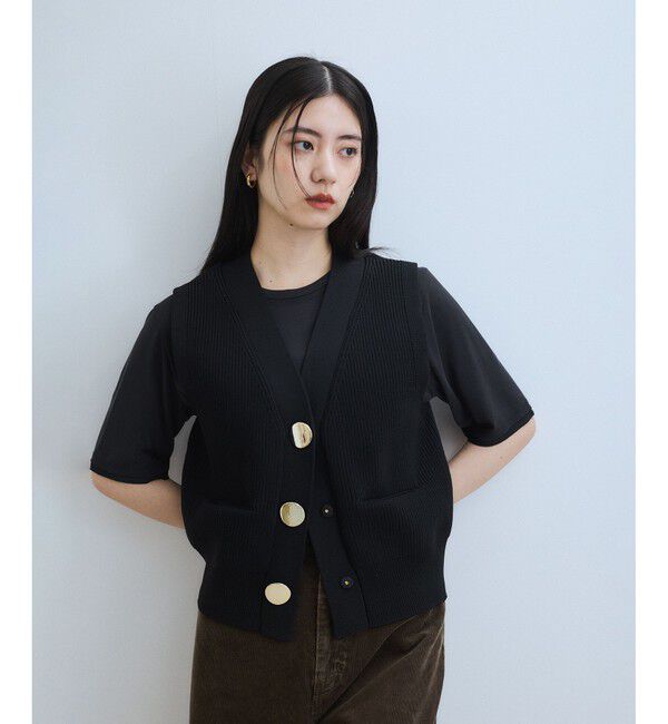 ADAM ET ROPE'「【WEB限定】・【サステナブル】ウェーブボタンVネックニットジレ」|ベスト・ジレ|