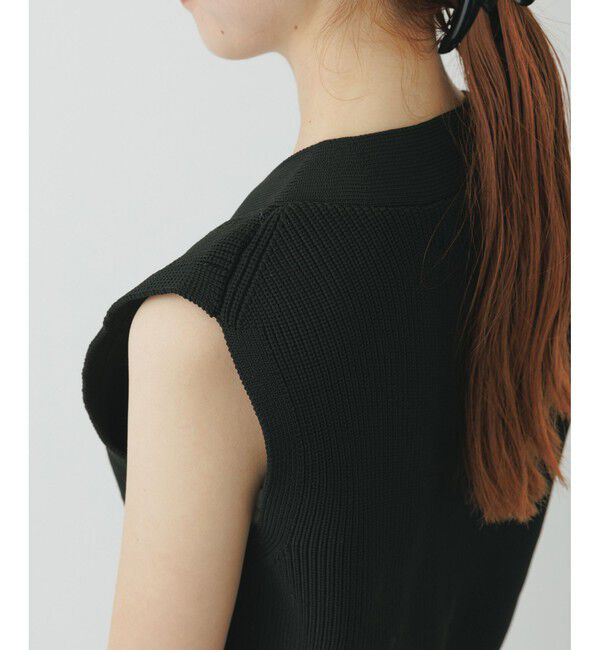 ADAM ET ROPE'「【WEB限定】・【サステナブル】ウェーブボタンVネックニットジレ」|ベスト・ジレ|