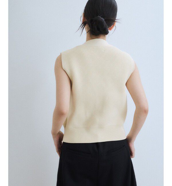 ADAM ET ROPE'「【WEB限定】・【サステナブル】ウェーブボタンVネックニットジレ」|ベスト・ジレ|