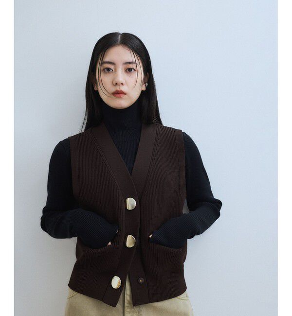 ADAM ET ROPE'「【WEB限定】・【サステナブル】ウェーブボタンVネックニットジレ」|ベスト・ジレ|ブラウン(20)