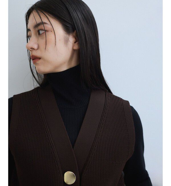 ADAM ET ROPE'「【WEB限定】・【サステナブル】ウェーブボタンVネックニットジレ」|ベスト・ジレ|