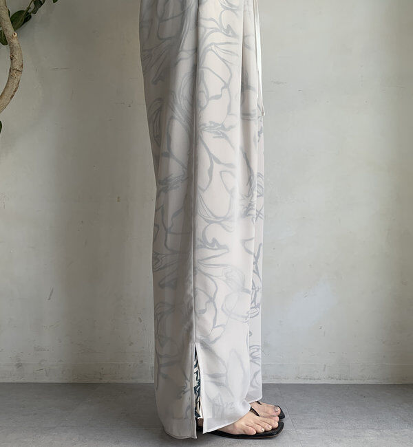  「【WEB限定】シアーレイヤードプリントパンツ」|チノ|