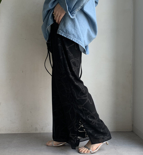  「【WEB限定】シアーレイヤードプリントパンツ」|チノ|