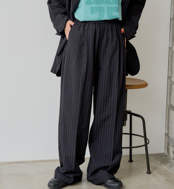  「【WHIMSIC/SET対応】シアサッカーストライプルーズフィットイージーパンツ」|チノ|