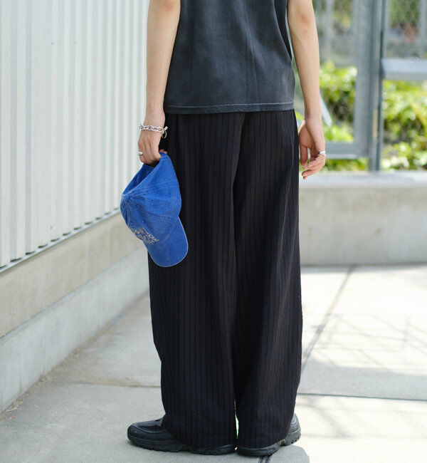  「【WHIMSIC/SET対応】シアサッカーストライプルーズフィットイージーパンツ」|チノ|