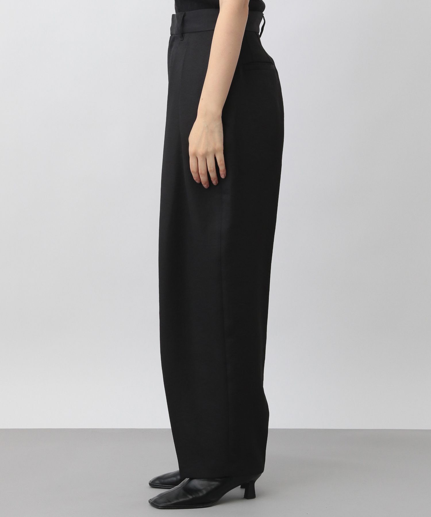 A part by 「２タックコクーンパンツ」|チノ|