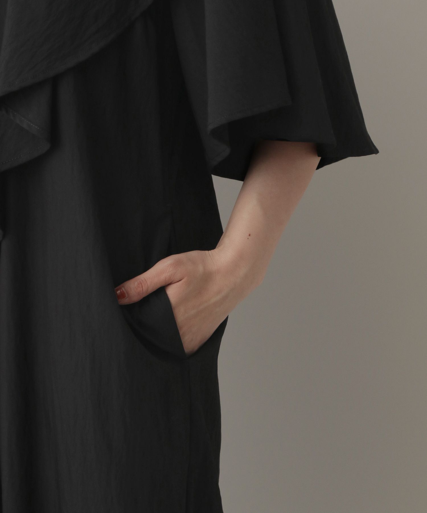 A part by 「フリルVオールインワン」|オールインワン|