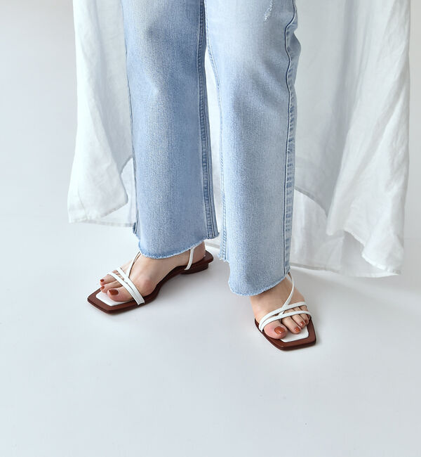 AU BANNISTER「華奢ストラップコンフォートフラットサンダル」|サンダル|