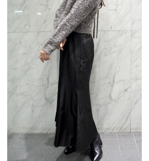 SELFIST「レザーライクサテンマーメイドスカート」|スカート|
