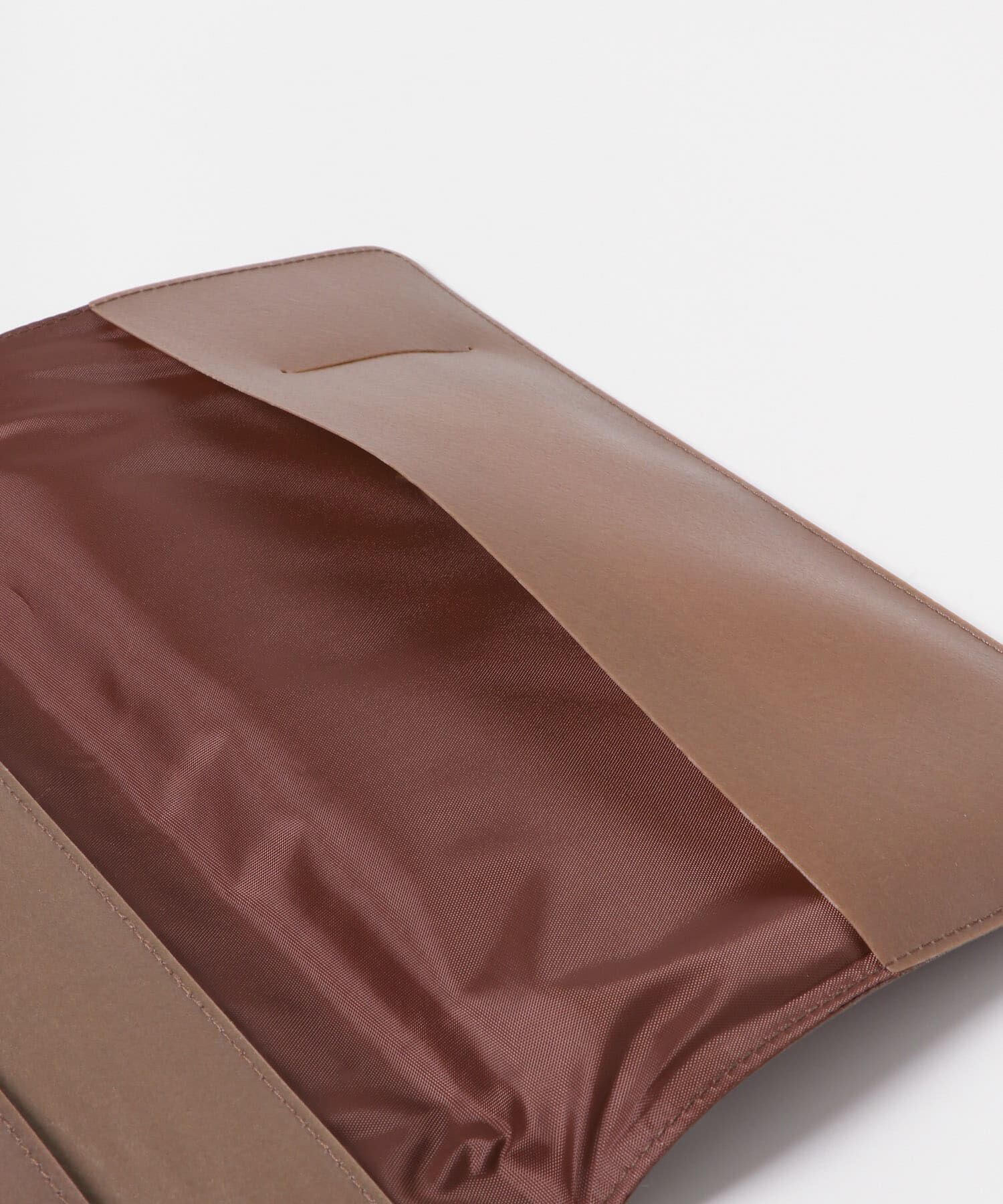 URBAN RESEARCH DOORS「KOKUYO ME&times;commpost　フラットケース」|その他|