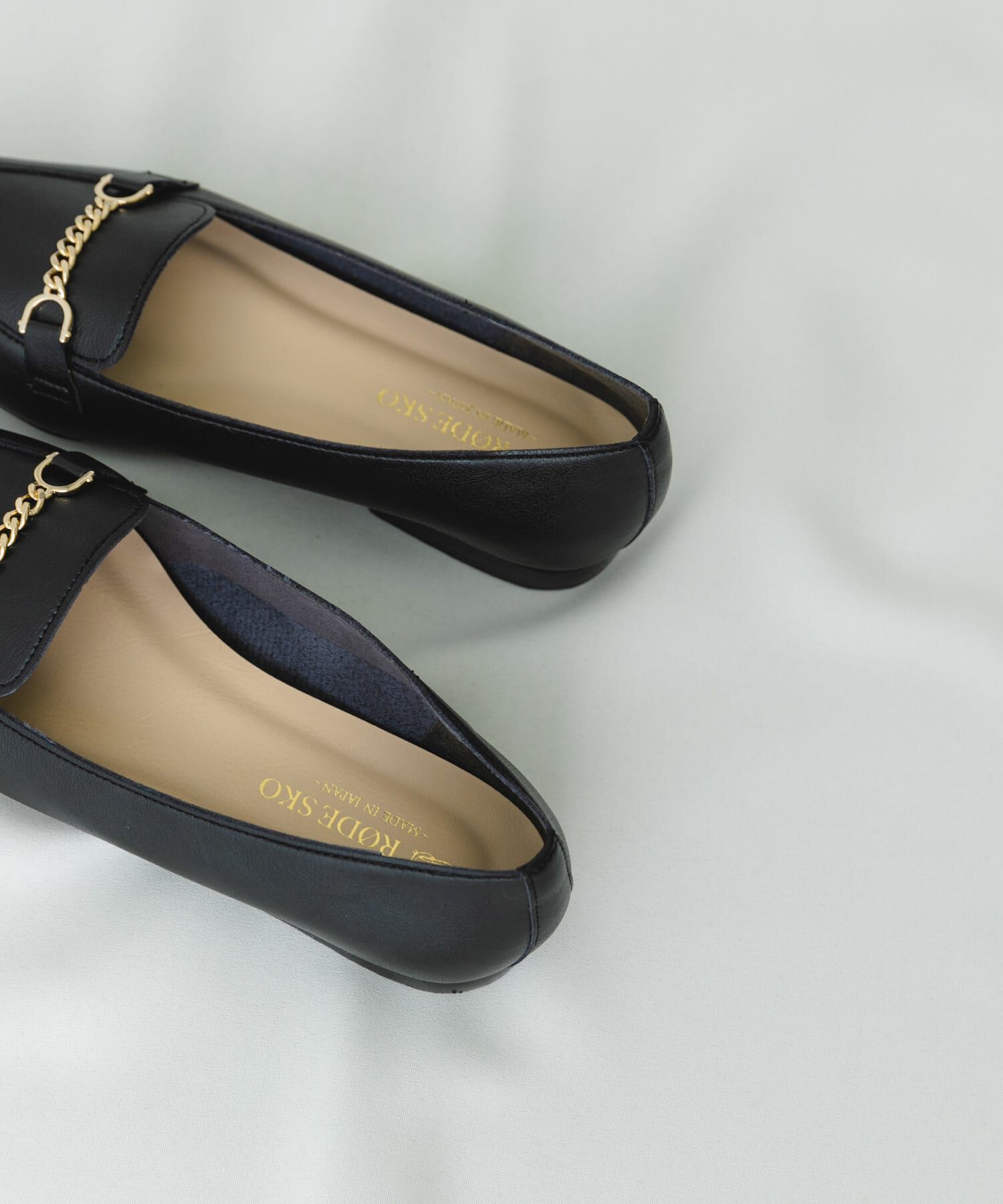 RODE SKO「『MADE IN JAPAN』プチチェーンフラットシューズ」|ローファー|