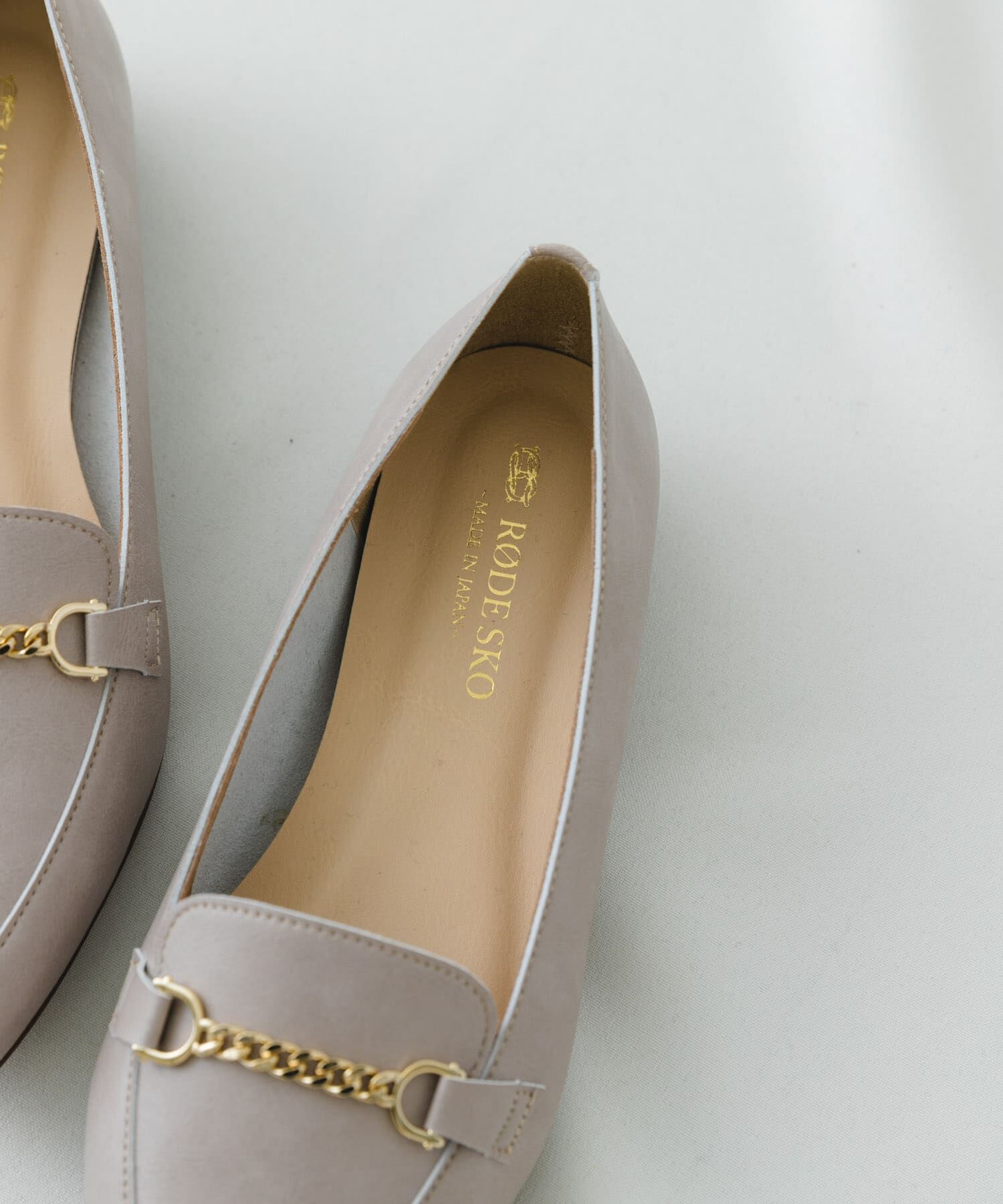 RODE SKO「『MADE IN JAPAN』プチチェーンフラットシューズ」|ローファー|