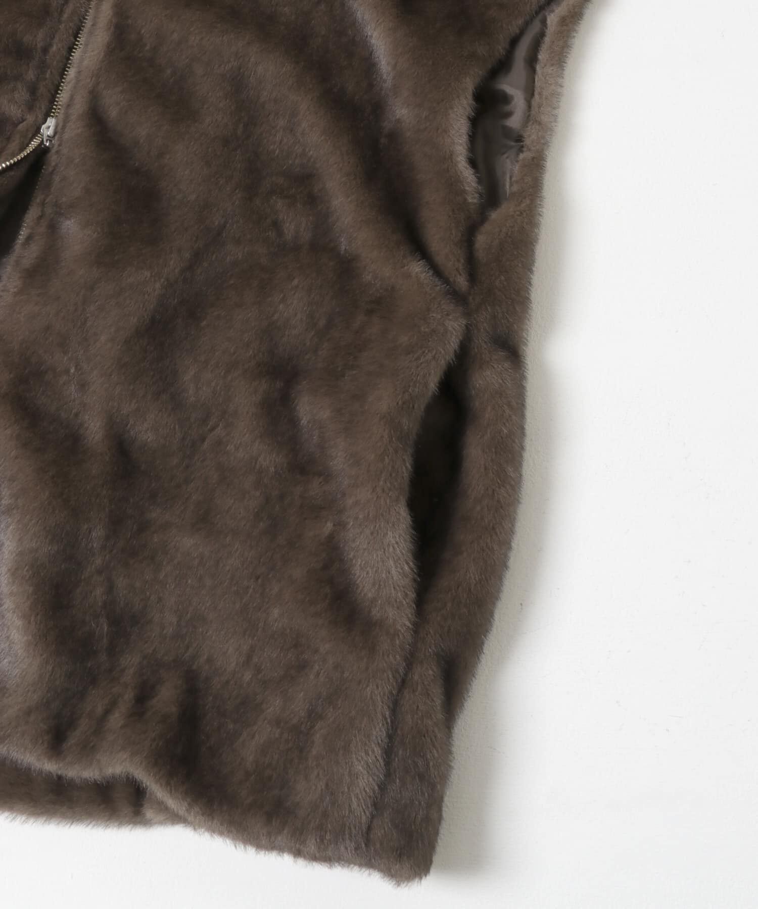 URBAN RESEARCH ROSSO「ECOPELファーフードジレ」|ノーカラーコート|