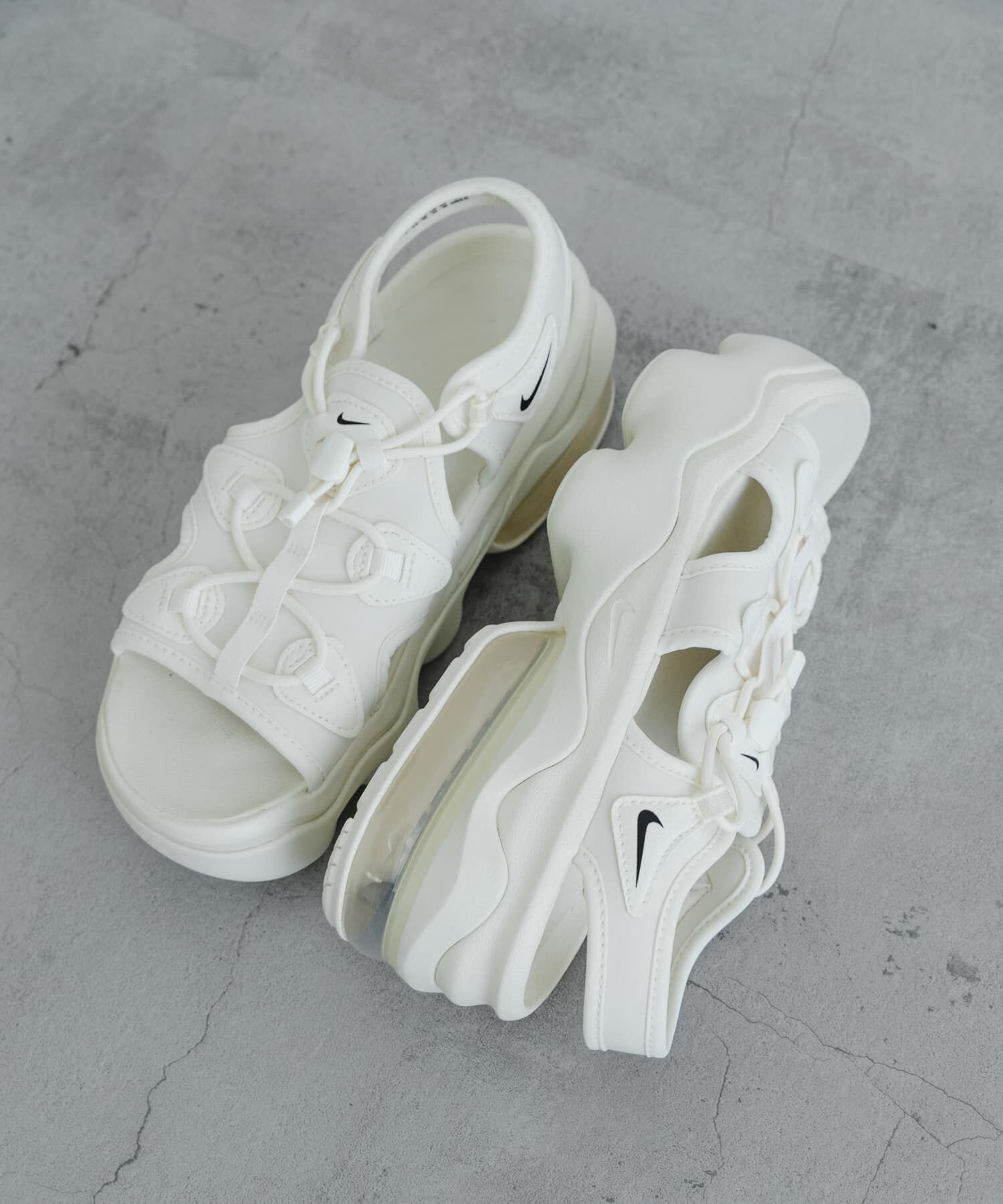 URBAN RESEARCH「NIKE　エアマックスココサンダル」|サンダル|