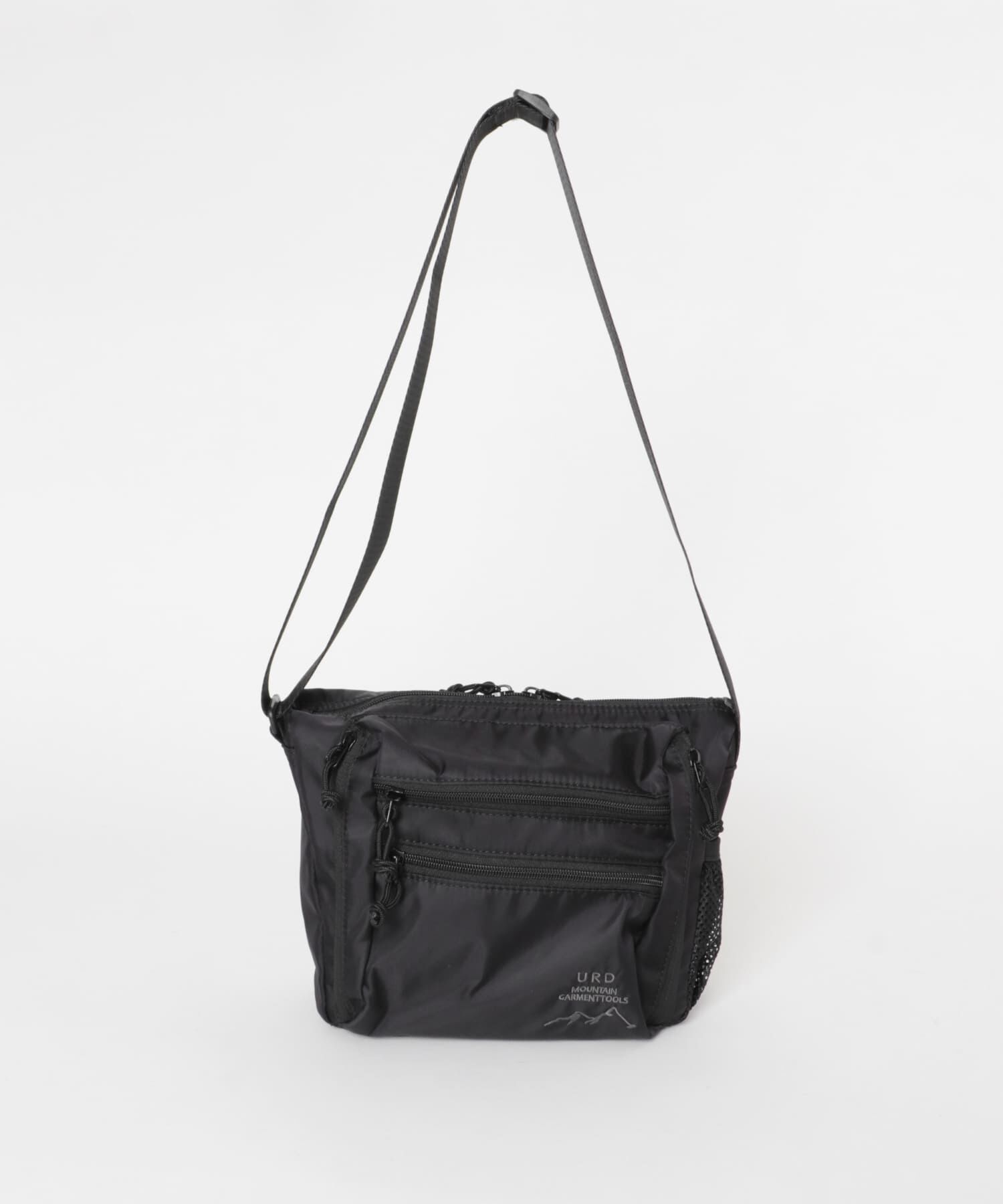 URBAN RESEARCH DOORS「URD マルチポケットショルダーバッグ」|ショルダー・メッセンジャー|ブラック