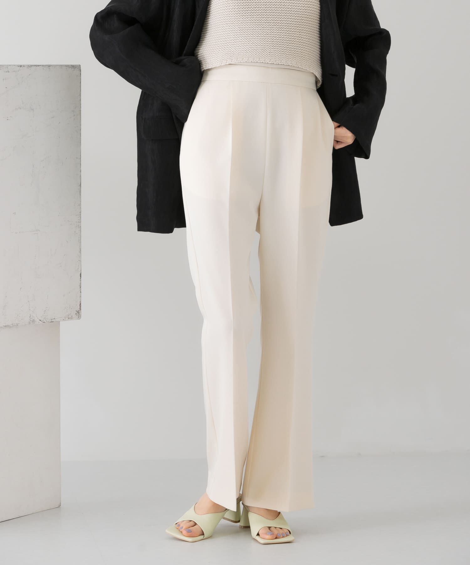  「スリムフレアイージーパンツ」|その他|