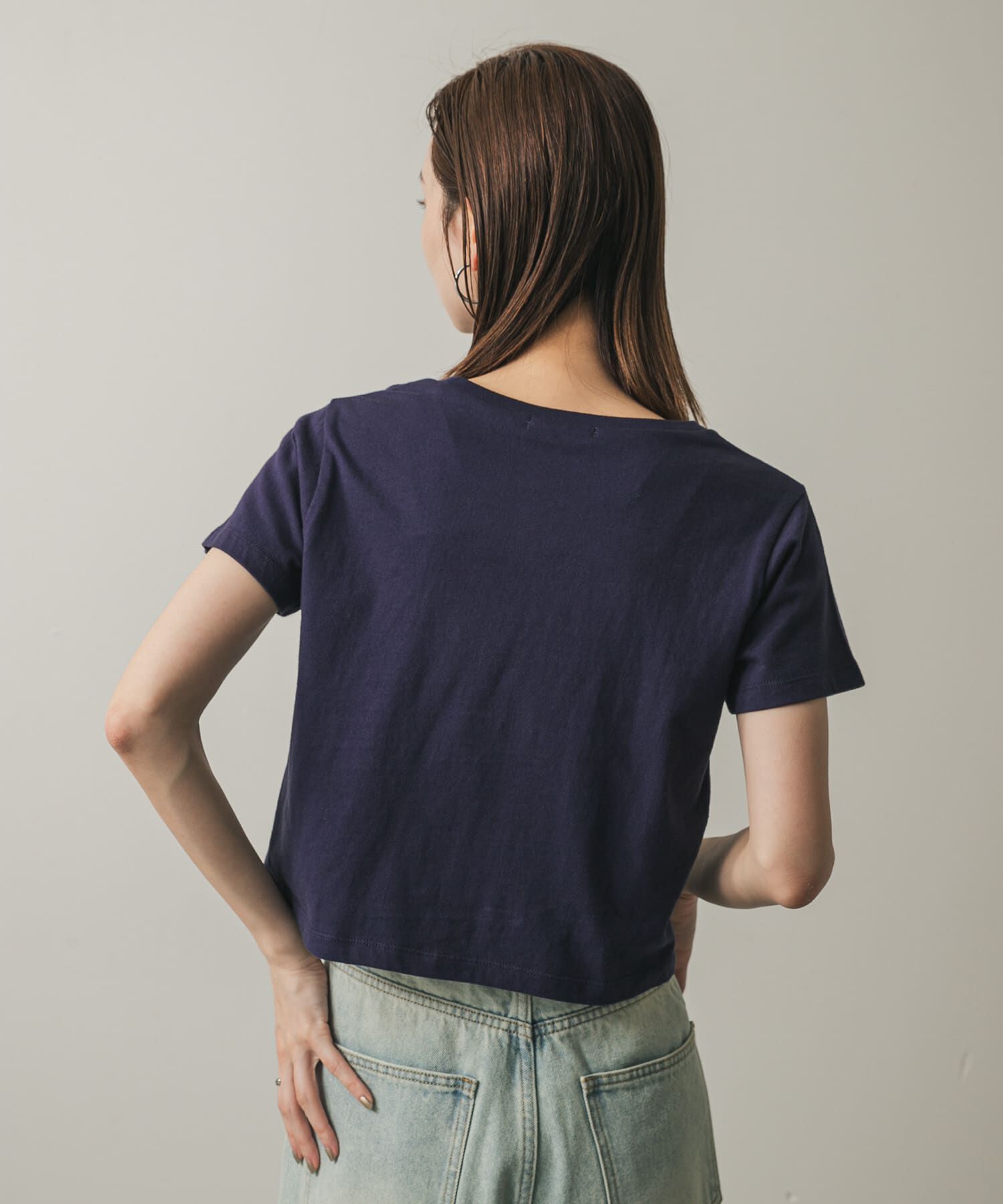 SENSE OF PLACE by URBAN RESEARCH「クロップドグラフィックTシャツ(半袖)」|Tシャツ・カットソー|