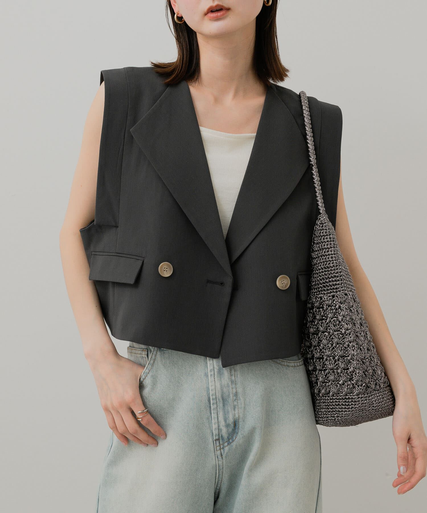 SENSE OF PLACE by URBAN RESEARCH「テーラードクロップドジレ」|ベスト・ジレ|チャコールグレー