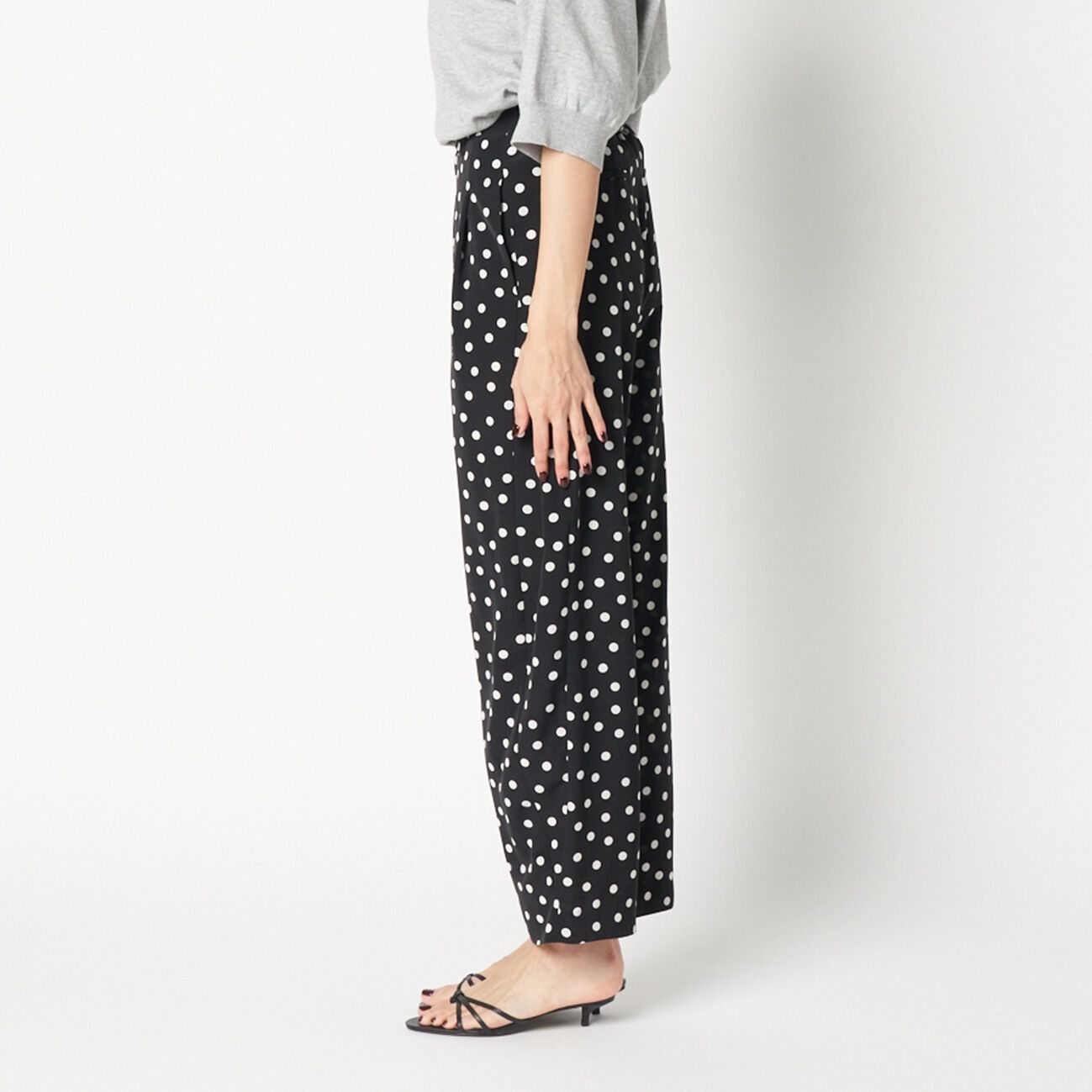 HELIOPOLE「HELIOPOLE DOT PRINT CURVEY PANTS」|チノ|