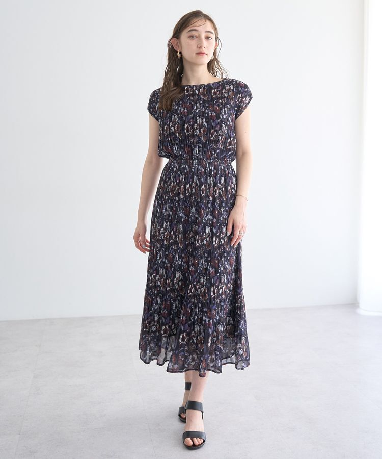 YECCA VECCA「フラワー柄プリーツワンピース」|ワンピース|