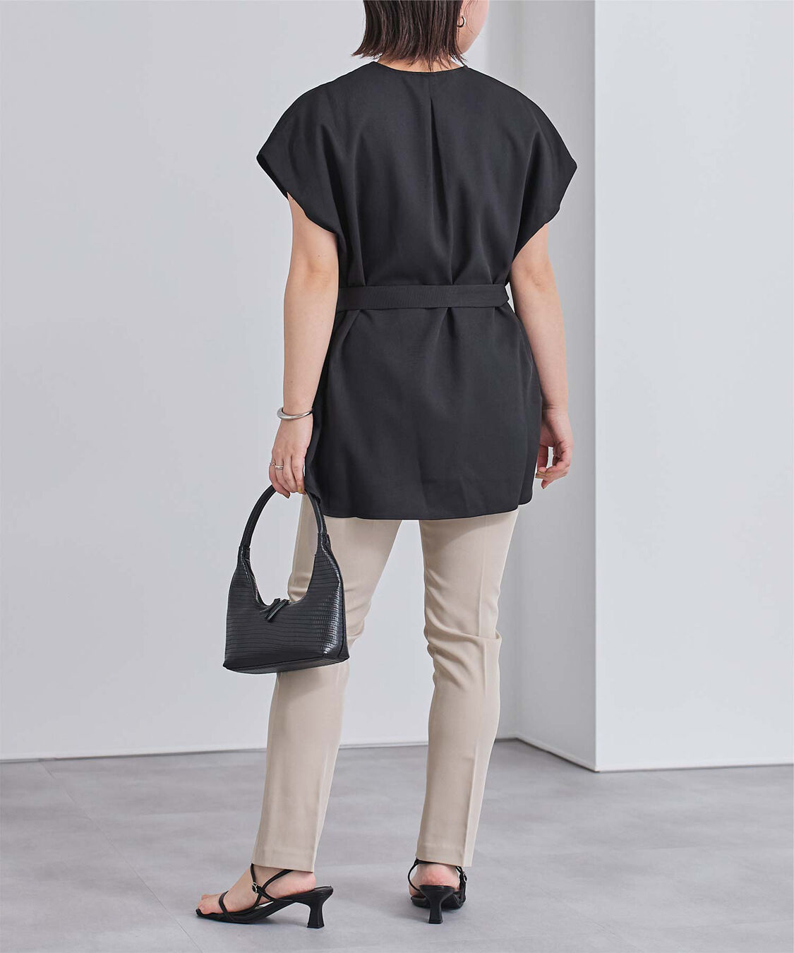 ur's「センタープレススティックパンツ」|スラックス|