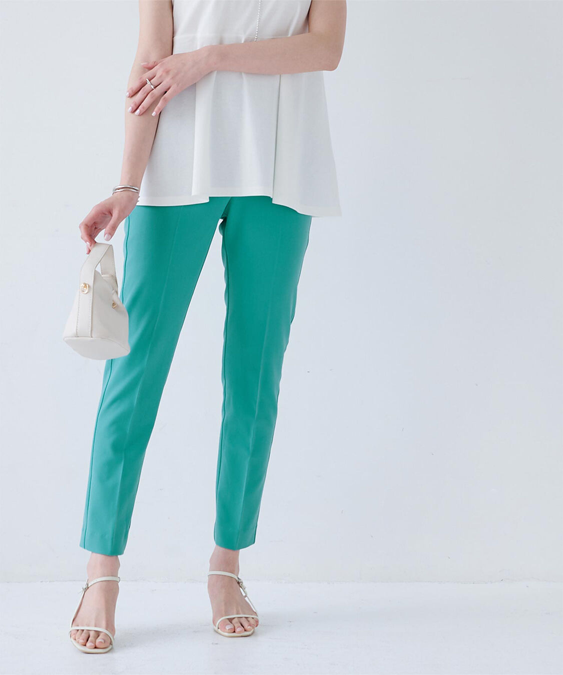 ur's「センタープレススティックパンツ」|スラックス|ターコイズブルー