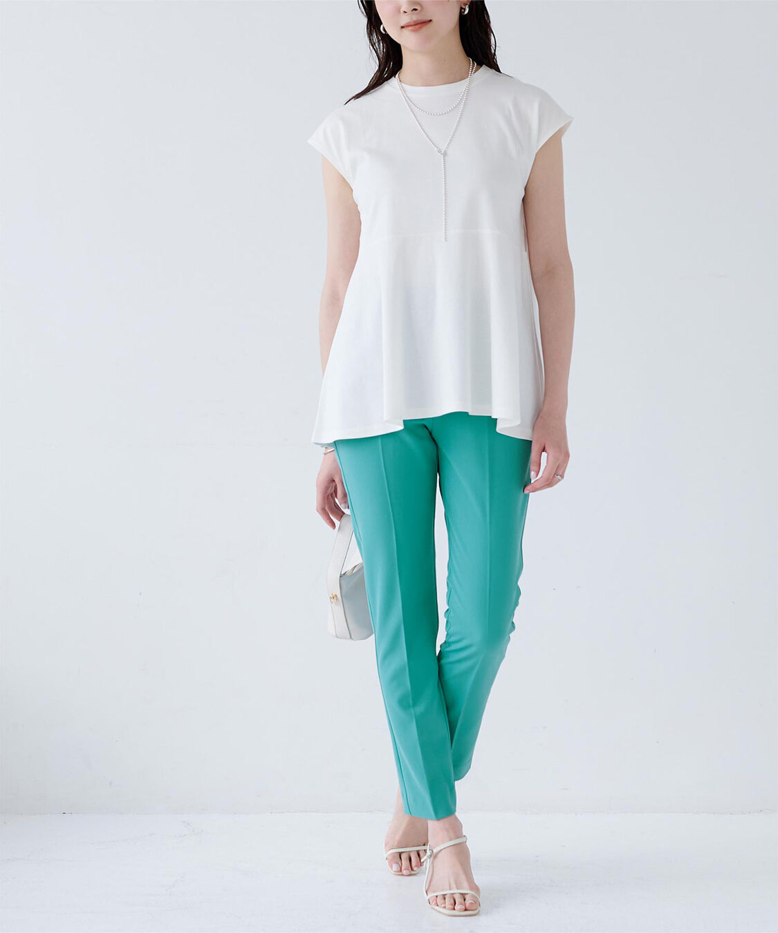 ur's「センタープレススティックパンツ」|スラックス|