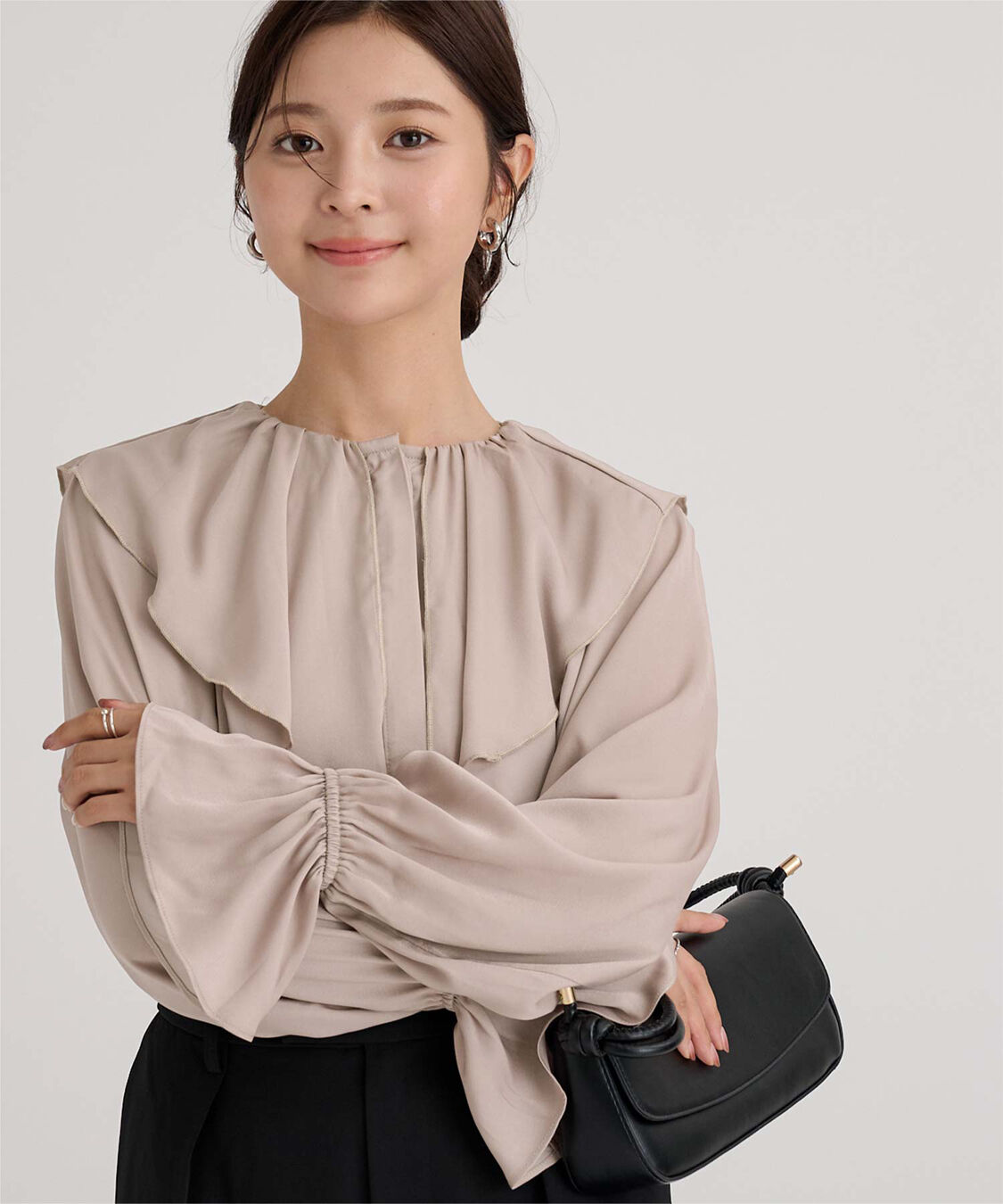 ur's「フリルカラーキャンディスリーブブラウス」|シャツ・ブラウス|