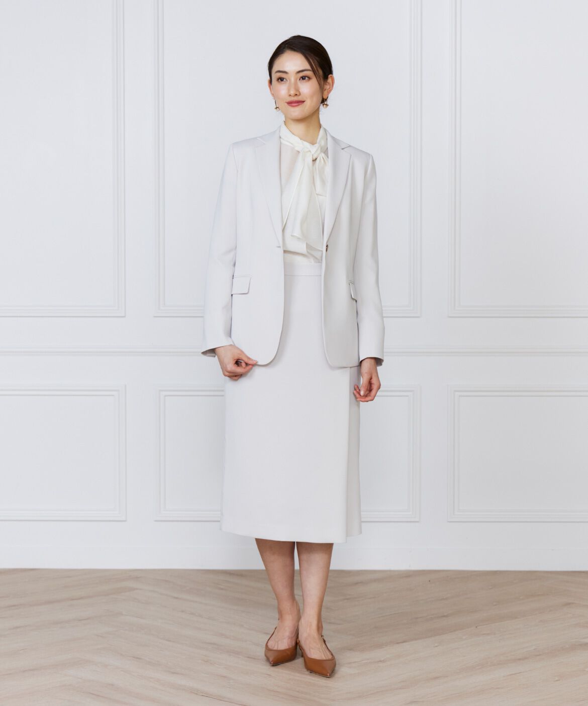 INED「《大きいサイズ》アシンメトリータックスカート」|タイト|