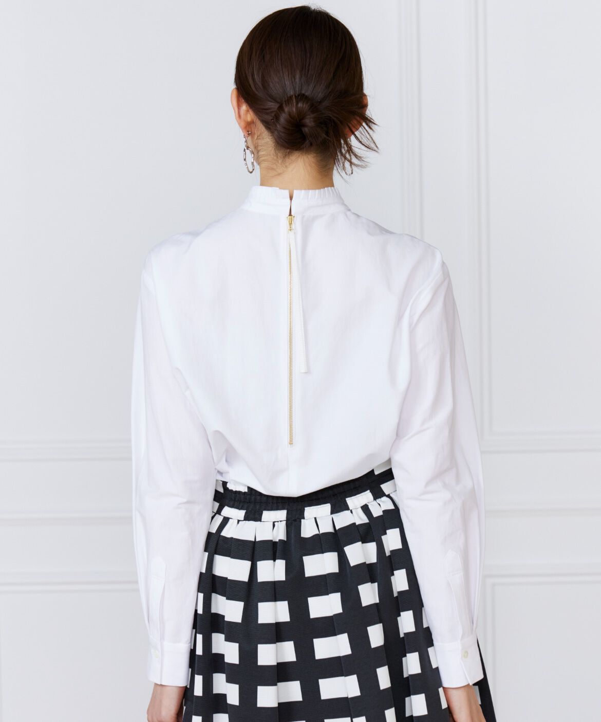 INED「《大きいサイズ》プリーツカラーブラウス」|シャツ・ブラウス|