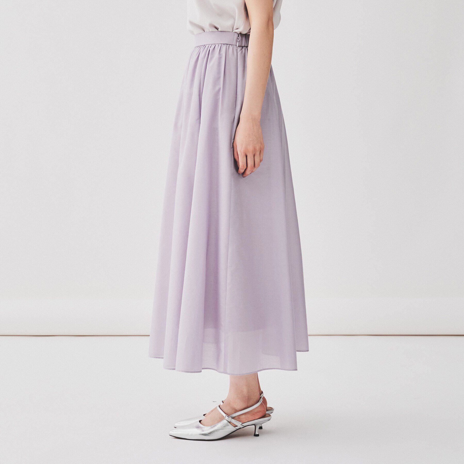 UNTITLED「【ふわり軽やか/ウエスト後ろゴム仕様】シアーフレアスカート」|スカート|