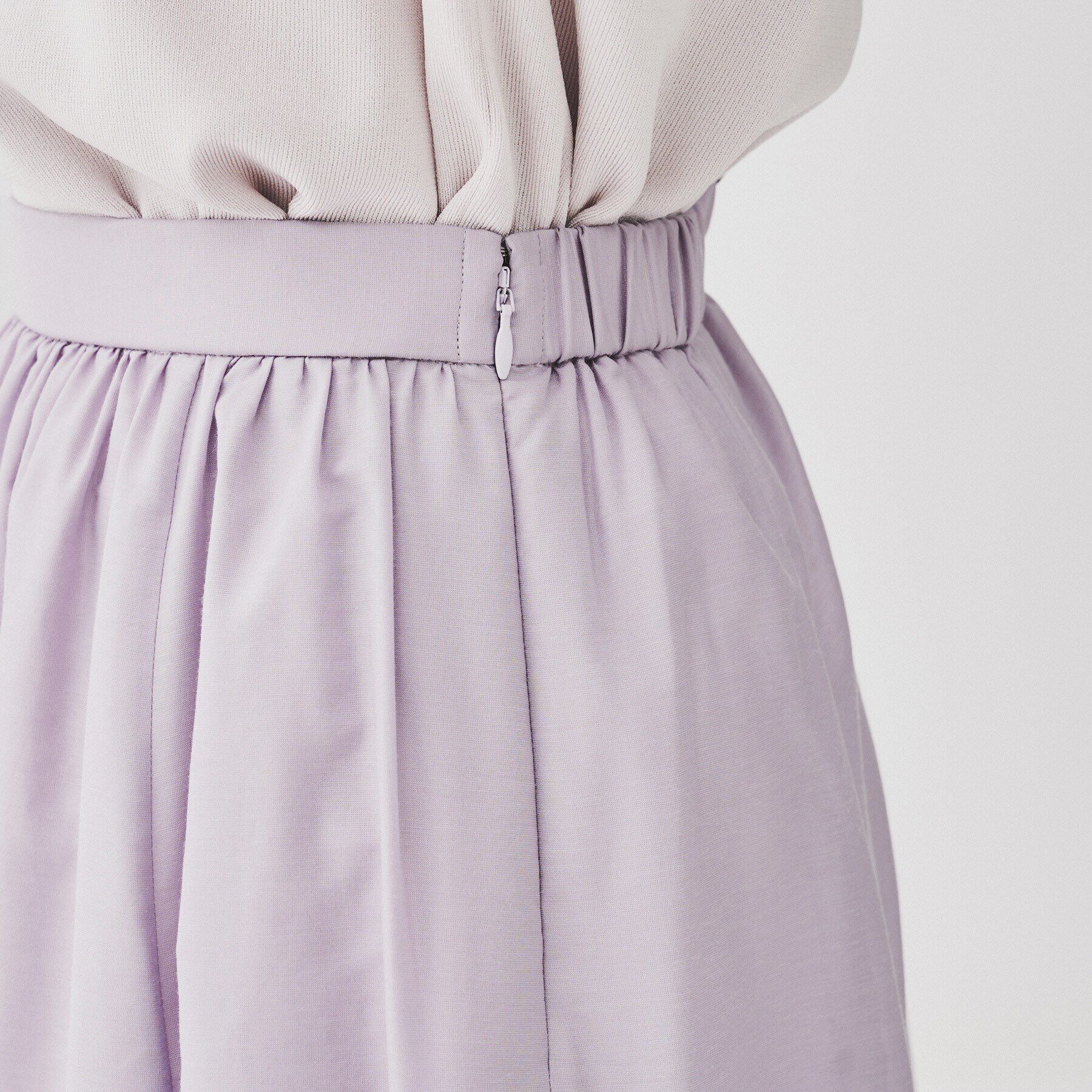 UNTITLED「【ふわり軽やか/ウエスト後ろゴム仕様】シアーフレアスカート」|スカート|