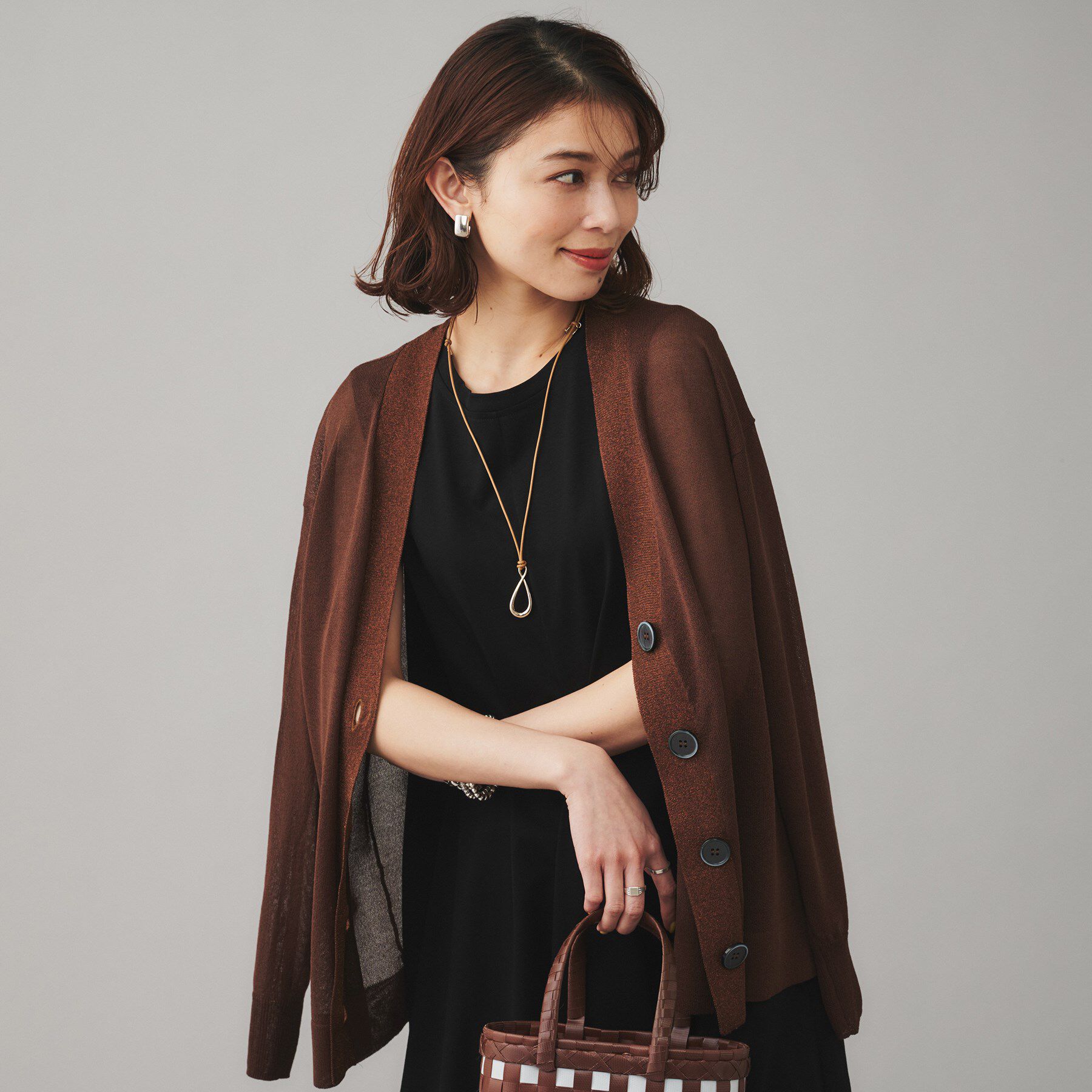 UNTITLED「【TORRAZZO DONNA】シースルーラメカーディガン」|カーディガン|ブラウン(044)