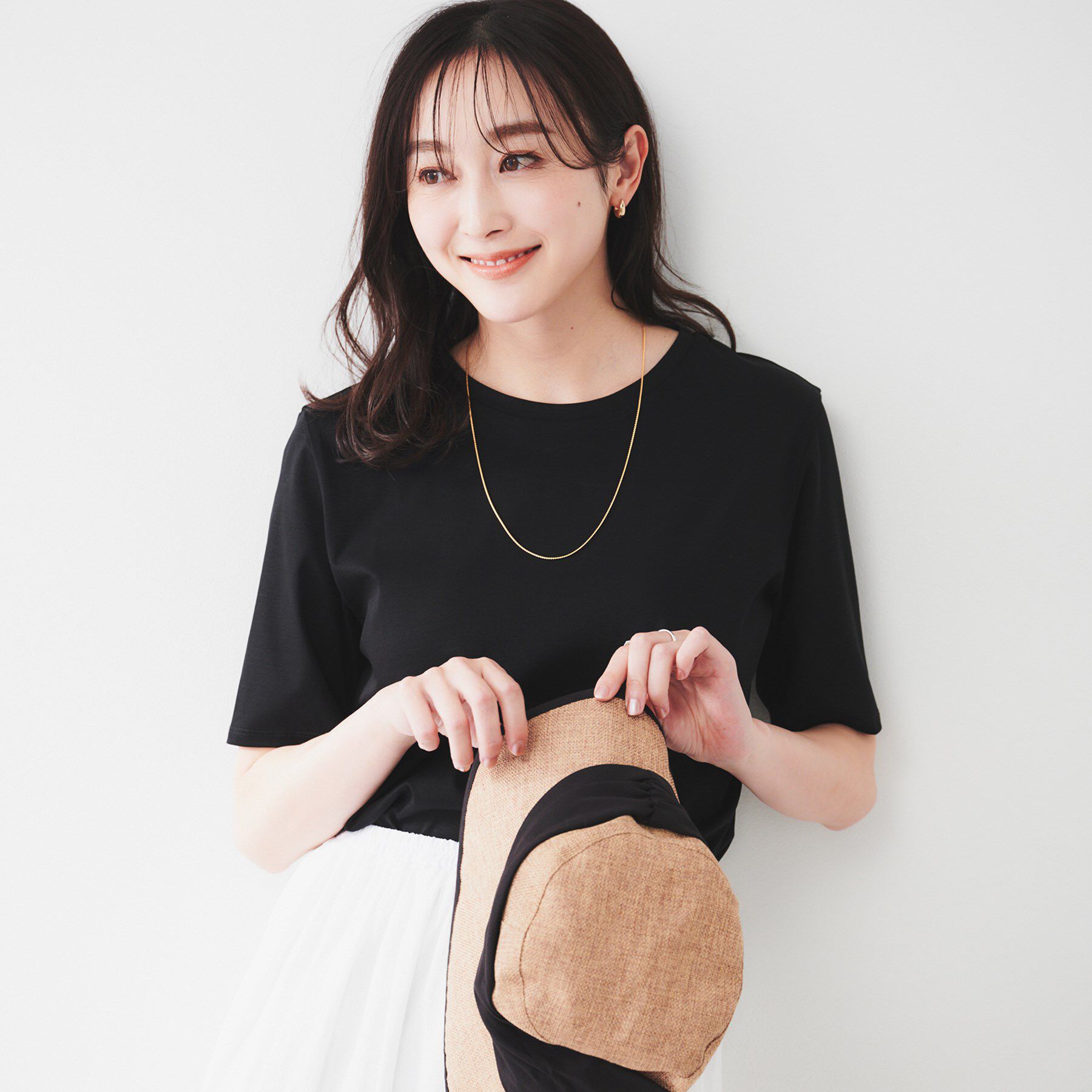 UNTITLED「【コットン100/丸首/シンプル】アイスクリアコットン Tシャツ」|Tシャツ・カットソー|ブラック(019)